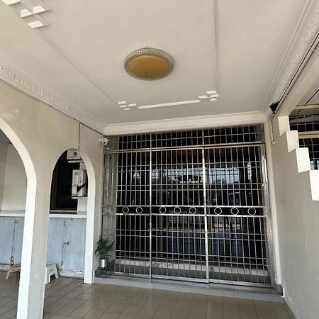 Taman Bagan Single Storey Terrace House, 9Mins To Sunway Carnival Mall, Seberang Jaya バターワース エクステリア 写真