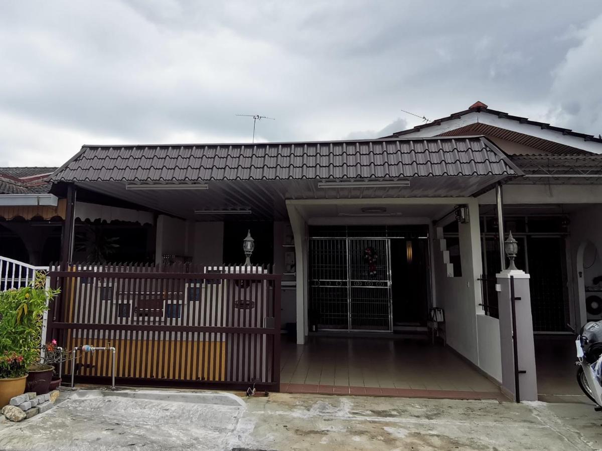Taman Bagan Single Storey Terrace House, 9Mins To Sunway Carnival Mall, Seberang Jaya バターワース エクステリア 写真