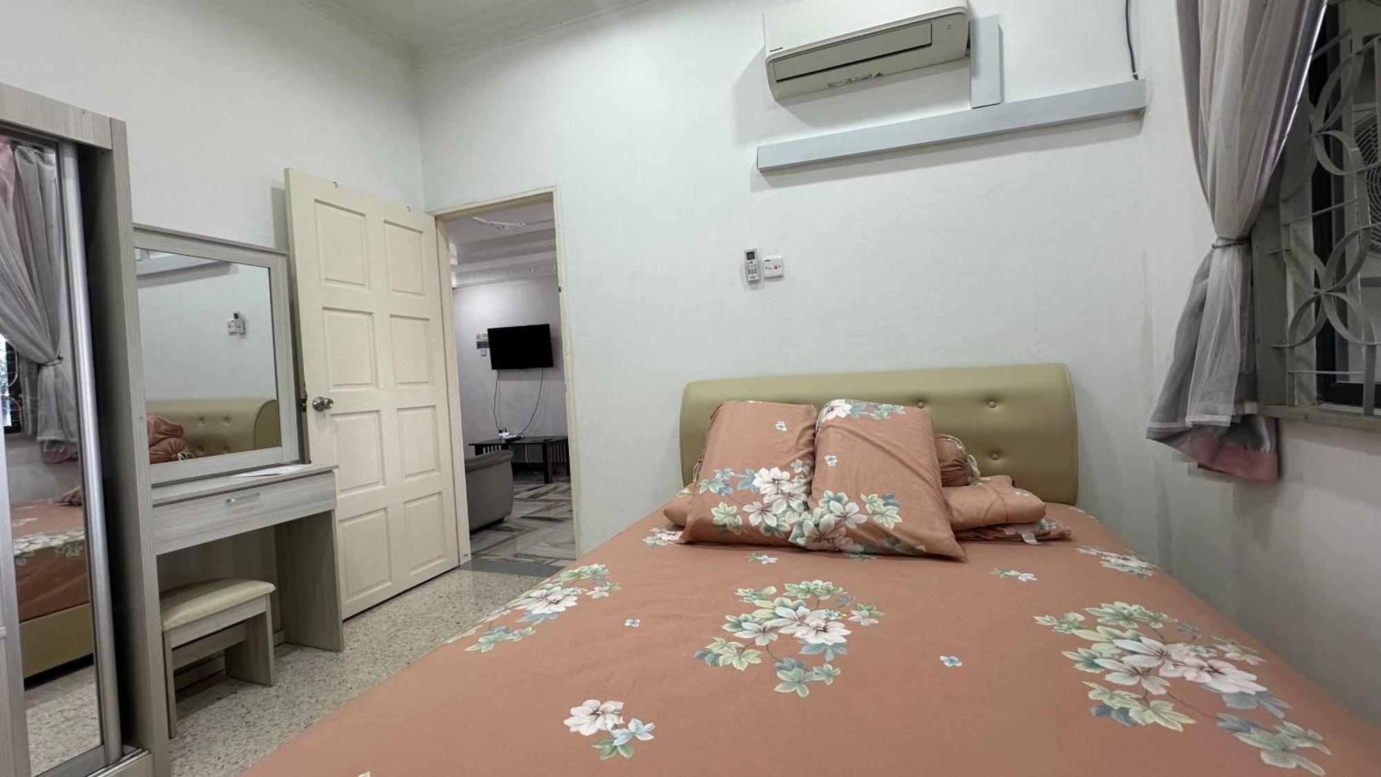 Taman Bagan Single Storey Terrace House, 9Mins To Sunway Carnival Mall, Seberang Jaya バターワース エクステリア 写真